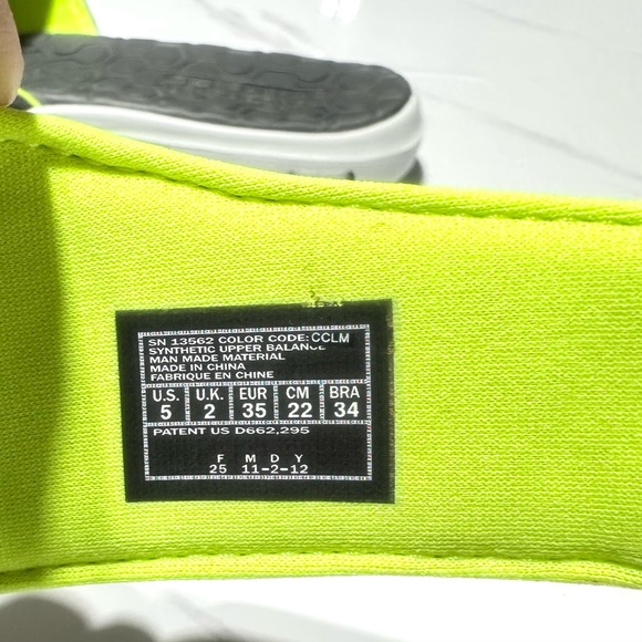 NWOT Skechers Gray Green Lightweigh Women’s Comfy Slip On Velcro Slipper Sz 5 - Picture 9 of 11